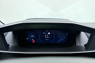 Peugeot 208 1.2T Allure Pack 100pk | Navigatie | Adaptive Cruise Control | Stoelverwarming | Climate Control | Achteruitrijcamera | LED koplampen | 3D Cockpit | 16'' Lichtmetalen velgen | Apple Carplay & Android Auto / 32