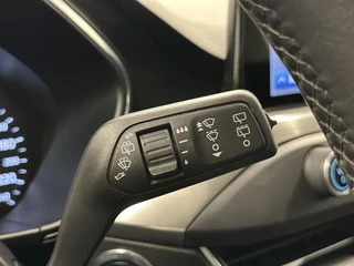 Ford Focus Wagon 1.5 EcoBlue Business NAVI CARPLAY CRUISE ECC STOEL/STUUR VERWARMING. / 23