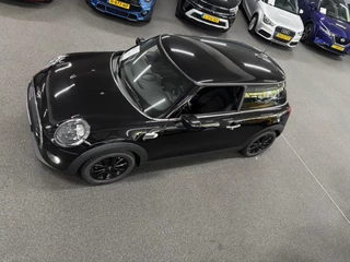 Mini Mini 1.5 Cooper Pepper/100KW/ Nederlandse auto/ 1ste eigenaar/ Apple carplay/ Android / 27