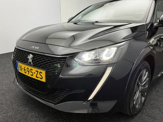 Peugeot e-208 EV Active Pack 50 kWh 3-Fase SOH 92,4% Navigatie | Carplay&Android | 100KW Snellaadvermogen / 11