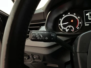 Skoda Kamiq 1.0 TSI 110pk Ambition Parkeersensoren Climate Control DAB+ Cruise Control / 22