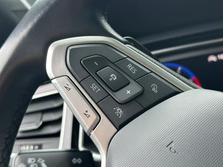 Volkswagen Polo 1.0 TSI DSG R-Line 110pk Adapt. Cruise | IQ light | 17 inch | Camera | Virtual | Carplay | Rijklaar incl. garantie / 17