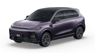 Leapmotor B10 Design Hybrid EV 18.8 kWh | Nu beschikbaar | Wltp 900km gecombineerd | Elektrisch 82km Wltp | Luxe uitvoering | Camera rondom | Stoel en stuurverwarming | Draadloze telefoonoplader | Keyless entry en start