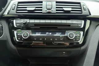 BMW 3-serie Gran Turismo 320i High Executive Edition | Lederen bekleding | M Sport pakket | Trekhaak | Stoelverwarming | Keyless | Navigatie | Weinig kilometers | Climate control / 32