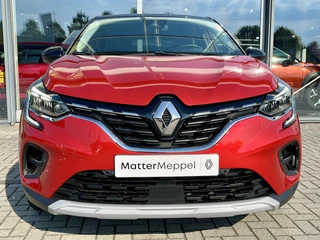 Renault Captur 1.3 TCe 140 EDC Intens  | Trekhaak | Automaat | Navigatie | Achteruitrijcamera | Parkeersensoren V+A | Climate Control | NL Auto | Cruise Control | Apple CarPlay/Android Auto / 9