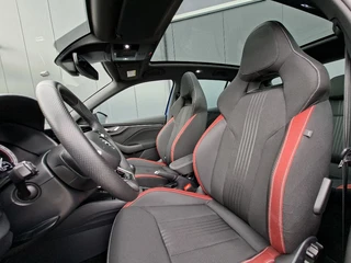 Skoda Kamiq 1.0 TSI Monte Carlo * 29.000KM! * Panoramadak * Stoelverwarming * Carplay * Full Led * / 4