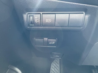 Toyota Corolla Cross 2.0 High Power Hybrid First Edition 1E-EIGENAAR NL-AUTO PARK-SENSOREN BLIND-SPOT STOELVERW APPLE/ANDROID DRAADLOOS-LADEN CAMERA ELEK-KLEP LM-VELGEN AD-CRUISE KEYLESS / 31