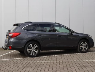 Subaru Outback 2.5i Premium  | Schuifdak | Trekhaak | Winterbandenset | H&K / 5