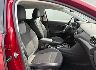 Opel Grandland X 1.6 Turbo Hybrid Business Edition CAMERA - TREKHAAK - STOELVERWARMING / 18