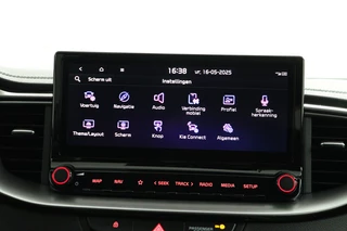 Kia Ceed 1.5 T-GDi DynamicPlusLine Automaat *DEMO* - Trekhaak - Navigatie - Stoel-/stuurverwarming - Cruise Control - Climate Control - Fabrieksgarantie tot 04-2032 / 34