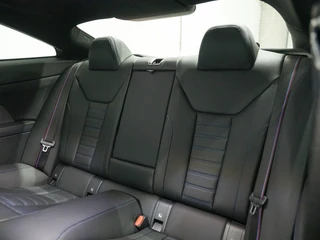 BMW 4 Serie Coupé M440i Schuifdak | Harman Kardon | M Stoelen / 31
