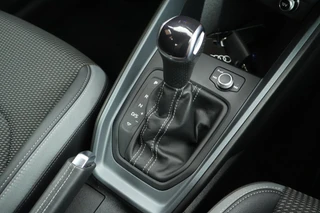 Audi A1 Sportback 30 TFSI 110pk S-Tronic S edition Sonos Keyless Stoelverwarming ACC LED Climate Control Carplay 2x S-Line / 32