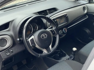 Toyota Yaris ASPIRATION 5-DEURS 1E EIGENAAR AIRCO DEALERONDERHOUDEN / 4