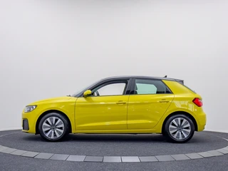 Audi A1 Sportback 25 TFSI Pro Line Zwart dak | Carplay Navigatie | Sportstuur / 7