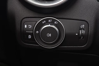 Alfa Romeo Stelvio 2.0T 280pk AWD Veloce Carplay Adaptieve Cruise Leder Memory / 27