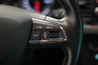 SEAT Leon ST 1.0 EcoTSI Style Business Intense  Navigatie CruiseControl Trekhaak! / 9