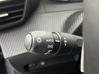 Peugeot 208 Hybrid 110 e-DCS6 Automaat Allure  | Adaptive Cruise Control | Parkeersensoren voor + achter | Carplay/Android Auto | / 24