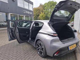 Peugeot 308 110 Active Pack Business Nav/Clima/LMV / 30