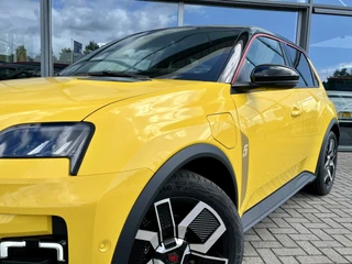 Renault 5 Comfort Range Techno 52 kWh  | V2G | Pack Winter | Pack Advanced Driving Assist | Two-Tone | Stoel+Stuurverwarming | Blindspot | Navigatie | Climate Control | Easy Park Assist | Apple CarPlay/Android Auto / 18