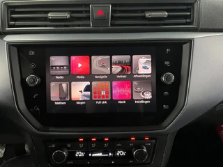Seat Arona 1.0 TSI Xcellence Launch Edition / Navi /Apple Carplay / 27