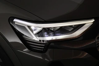 Audi Q8 e-tron 50 340pk quattro Advanced Edition 95 kWh SOH 91% Trekhaak Camera Sportstoelen Stoelverwarming / 42