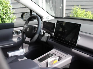 Leapmotor C10 REEV Design 28.4 kWh 215PK Automaat Navigatie, Camera 360, Lichtmetalen velgen, Elektrische Achterklep, Kunstlederen bekleding, Stoel Verwarming & Ventilatie / 17
