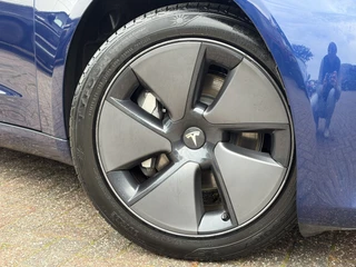 Tesla Model 3 Standard RWD Plus 60 kWh Autopilot Leer Camera Elek.Klep Orig.NL Incl.BTW / 18
