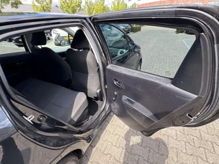 Toyota Yaris 1.5 HYBRID ASPIRATION / 22