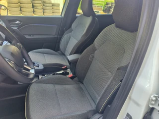 Renault Captur 1.3 mild hybrid 140 EDC techno  Rijklaar + fabrieksgarantie Henk Jongen Auto's in Helmond,  al 50 jaar service zoals 't hoort! / 17