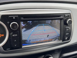 Toyota Yaris 1.5 HYBRID ASPIRATION / 31
