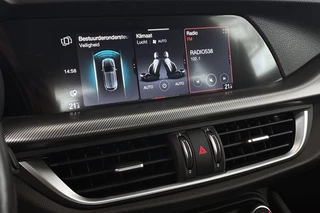 Alfa Romeo Stelvio 2.0T 280pk AWD Veloce Carplay Adaptieve Cruise Leder Memory / 13