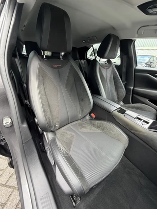 DS DS 4 225pk E-Tense Performance Line (Camera - LED Matrix - Adaptieve Cruise Controle - Keyless Entry - 19"- Automatische Airco - Navigatie - Apple Carplay) / 12