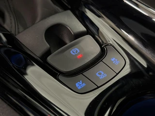 Toyota C-HR 2.0 Hybrid Dynamic | Winterpakket | Camera | PDC | Carplay | All-Season | LED ( Vestiging - Vianen) / 27
