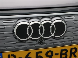 Audi Q4 e-tron 45 quattro Advanced edition 77 kWh 265 Pk | Stoelverwarming | Matrix LED | Sonos Audio | 19 Inch | Warmtepomp | 53.634 Km !! / 13