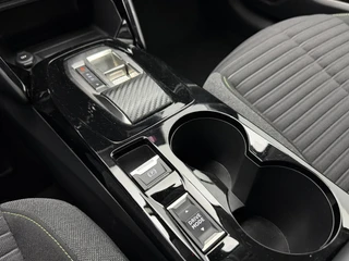 Peugeot e-208 EV Active 50 kWh 3-Fase SOH 95,6% Warmtepomp | Navigatie | Full-Led | Carplay&Android / 7