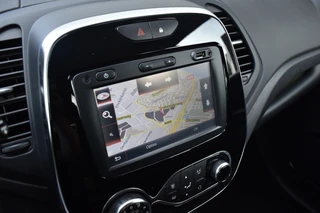 Renault Captur 1.2 TCe Aut. Limited  | Trekhaak | Camera |  Keyless Entry | Navigatie | Climatecontrol | Orig. NL | / 8