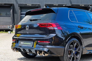 Volkswagen Golf 2.0 TSI R 4Motion  | PANO | AKRAPOVIC | DODE HOEK | STUURVERW | IQ-LIGHT | / 51