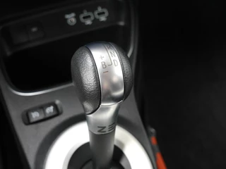 Renault Twingo Z.E. R80 Intens / 18