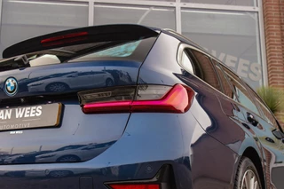 BMW 3-serie Touring 320e High Executive Sport Line | 1e eigenaar | NL auto | Driving Assistant | HiFi audio | LED | 18 inch | Stoelverwarming | DAB | Carplay | Navigatie | PDC / 48