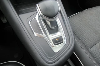 Renault Captur 1.6 E-Tech Plug-in Hybrid 160 Intens Schuifdak, Camera, Stoelverw. / 17