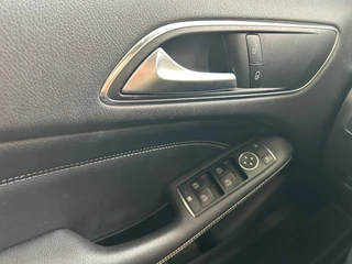 Mercedes-Benz B-Class 180 Prestige AUTOMAAT CRUISE|18INCH|PANO|LEDER|PDC|STOELVERWARMING / 29