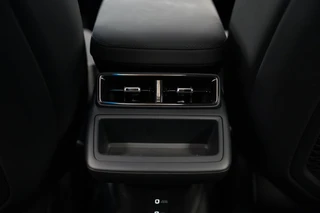 Polestar 4 Long Range Single motor 100 kWh  ACC 360 Camera Panoramadak / 23