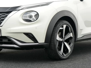 Nissan Juke 1.6 Hybrid Tekna Leer | 19 inch | Winterpack | BOSE / 40