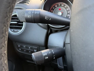 Fiat Punto Evo 0.9 TwinAir Easy Airco Cruise-Control Trekhaak 5-Deurs / 7