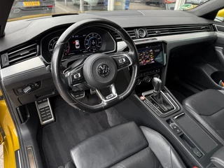 Volkswagen Arteon 2.0 TSI Business R - NL Auto Leder Pano Navi 19inch LMV / 20
