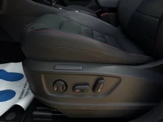 SEAT Ateca 1.5 TSI FR / Pano/Carplay/Leder/Trekhaak / 14