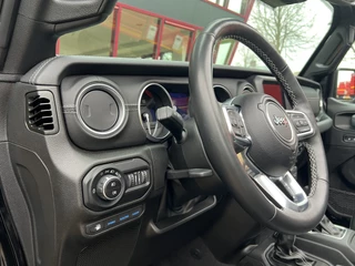 Jeep Wrangler Unlimited 4xe 380 Sahara  | Irmscher | Cross | Camera voor | / 16