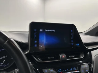 Toyota C-HR 1.2 Dynamic CAMERA NAVIGATIE TREKHAAK ECC CRUISE LM. / 50