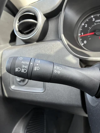 Dacia Duster 1.3 TCe Comfort | Airconditioning | Cruise control | Parkpilot | Apple Carplay/Android Auto | Elektrisch Pakket | LM-Velgen / 20