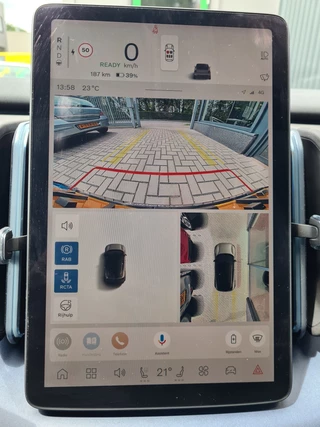 Volvo EX30 Single Motor Extended Range Ultra 69 kWh|Harman/Kardon|panodak / 12